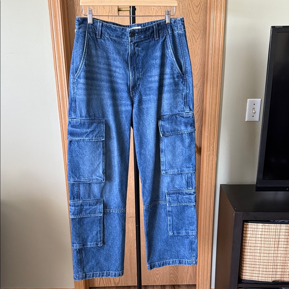 Women mid-rise wide leg Denim Cargo Pants